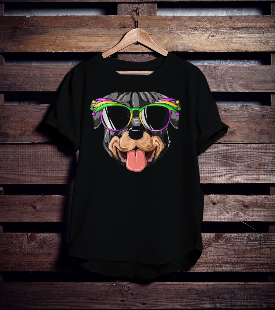 Rottweiler Mardi Gras Carnival Mask Sunglasses Rottweiler T-Shirt