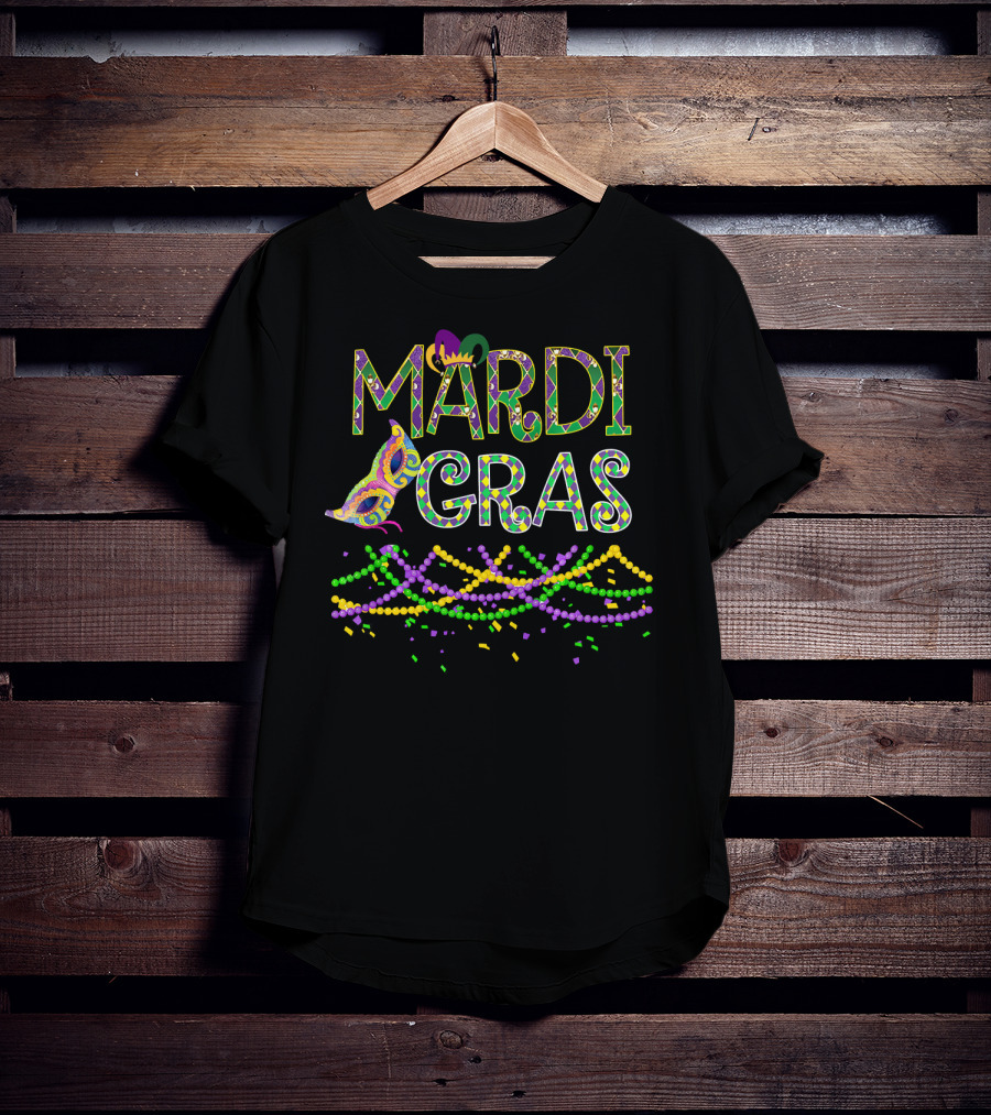 Mardi Gras Party Beads And Mask T-Shirt