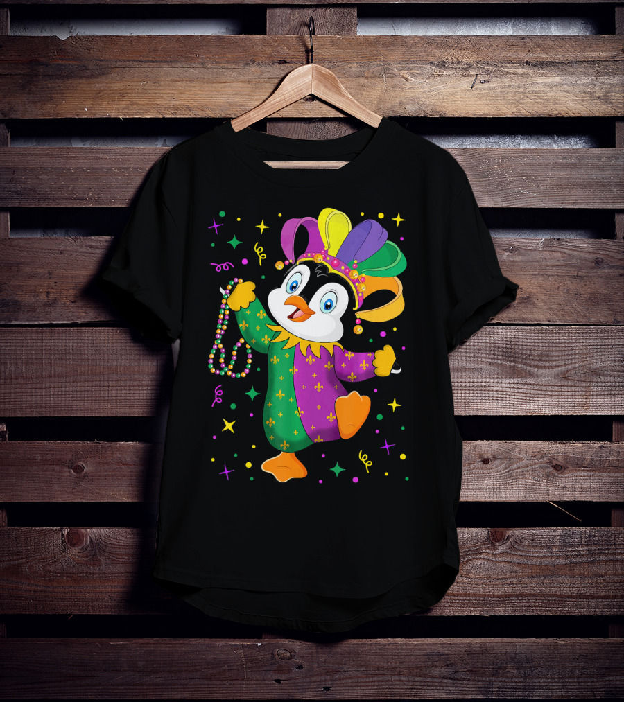 Cute Penguin Jester With Mardi Gras Colors And Beads T-Shirt