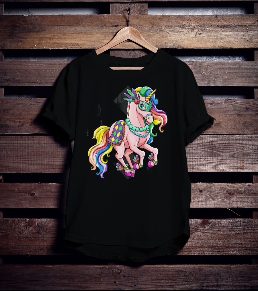Mardi Gras Unicorn New Orleans Beads Mask Colorful Harlequin T-Shirt