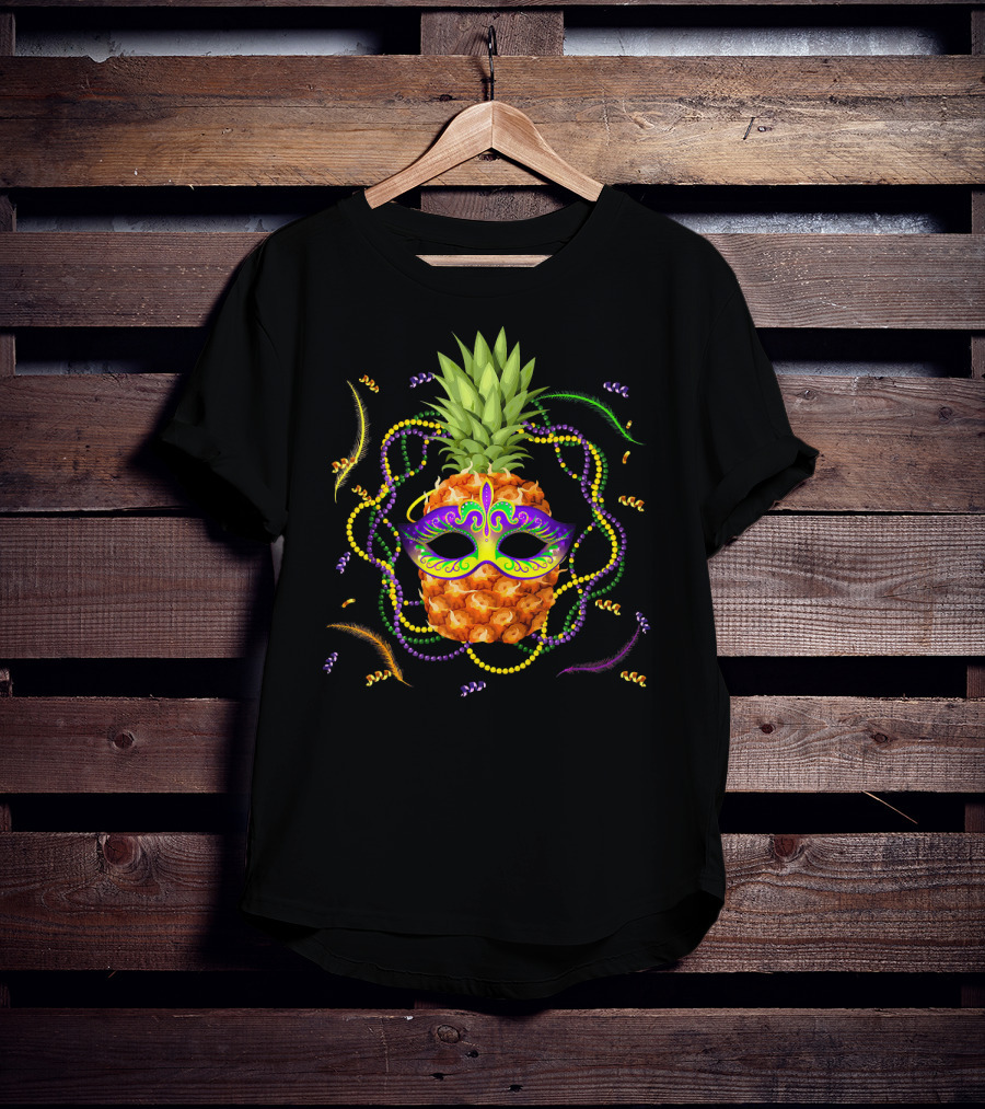 Pineapple Mardi Gras Funny Mask Beads Feathers T-Shirt