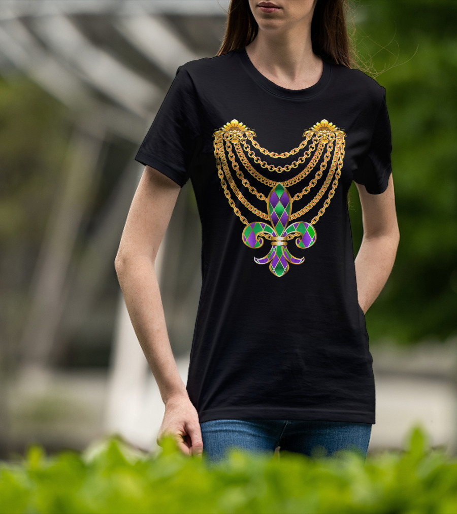 Mardi Gras Fat Tuesday Gold Fleur De Lis Chain T-Shirt