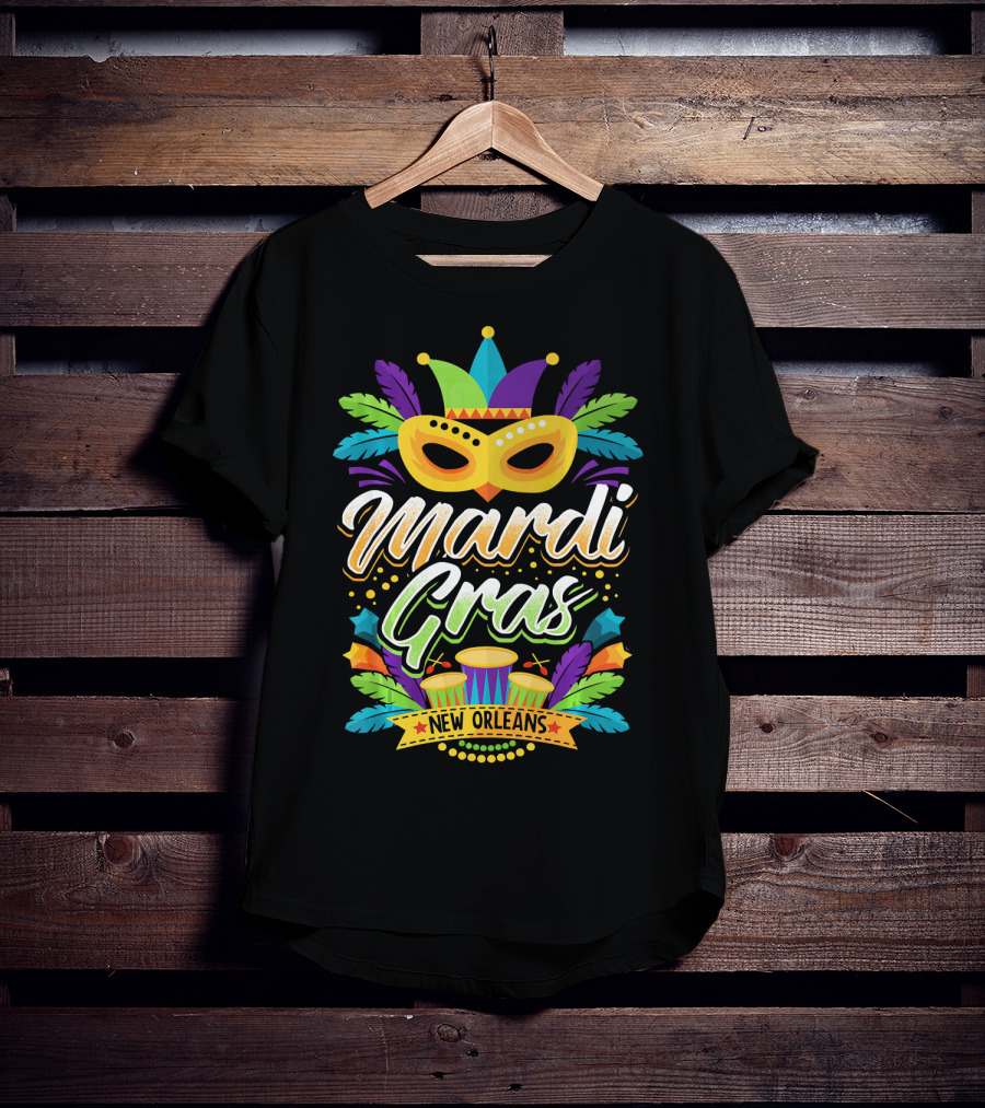 Mardi Gras New Orleans Mask Drums Feathers Party T-Shirt