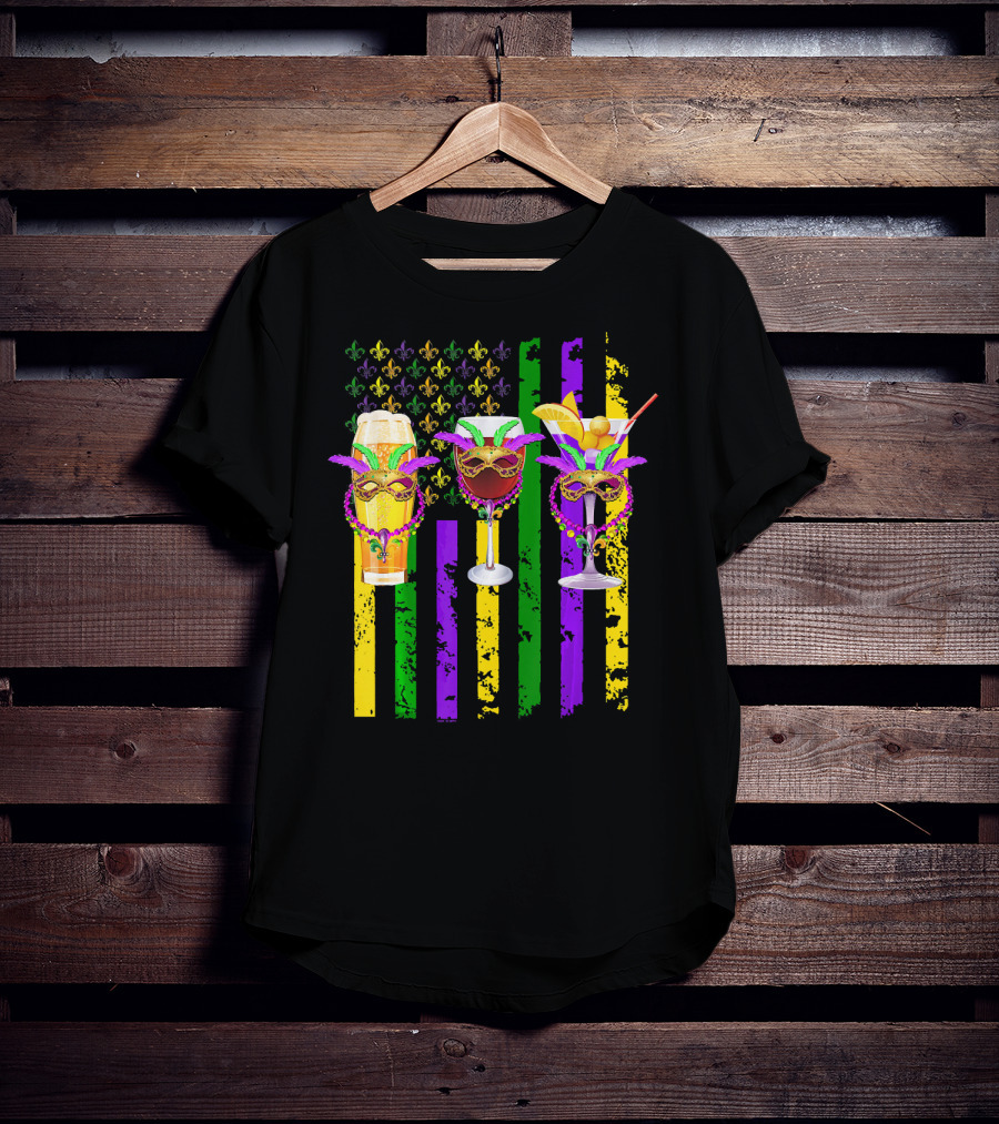 Beer Wine Cocktails With Masks And Beads Fleur-de-Lis Mardi Gras Colors T-Shirt