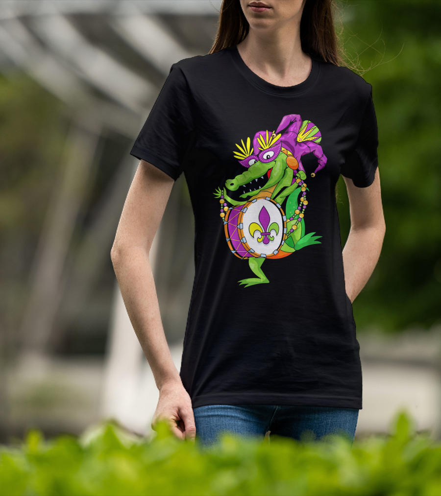 Cute Mardi Gras Alligator Jester Hat Drum Beads Fleur-de-Lis T-Shirt