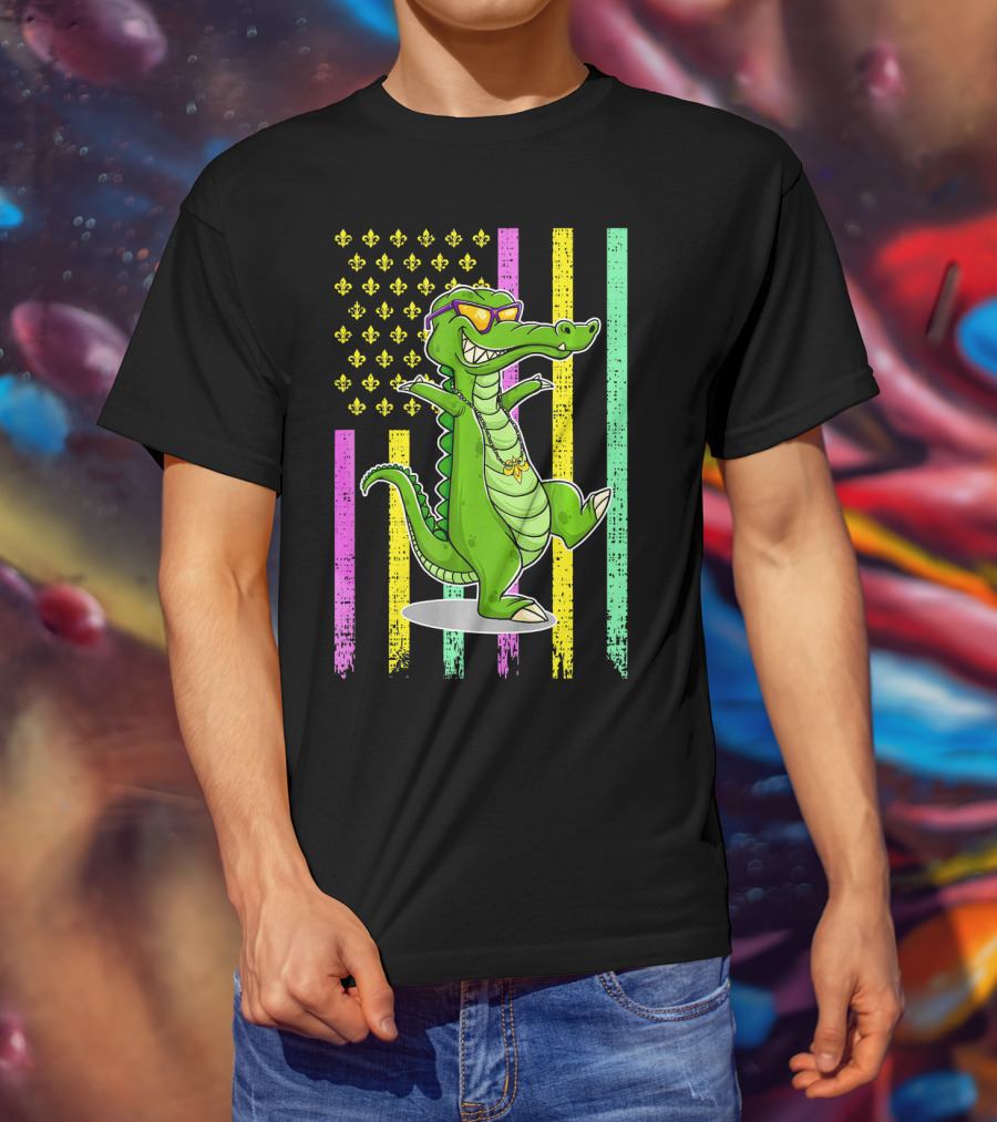 Mardi Gras Alligator With Sunglasses And Flag Background T-Shirt