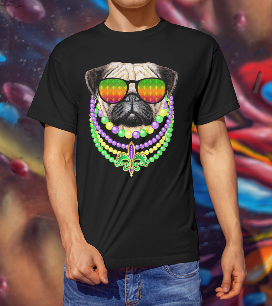 Pug With Beads And Sunglasses Fleur-de-Lis Mardi Gras T-Shirt