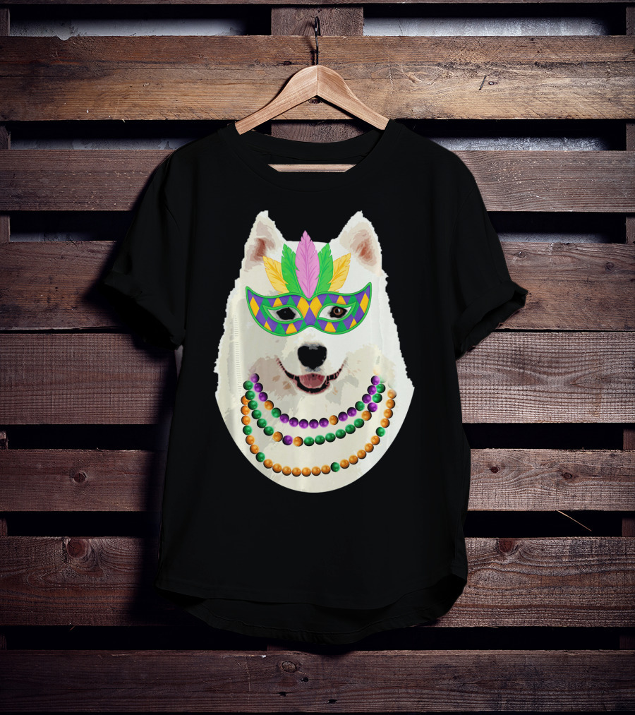 American Eskimo Dog Mardi Gras Mask Beads T-Shirt