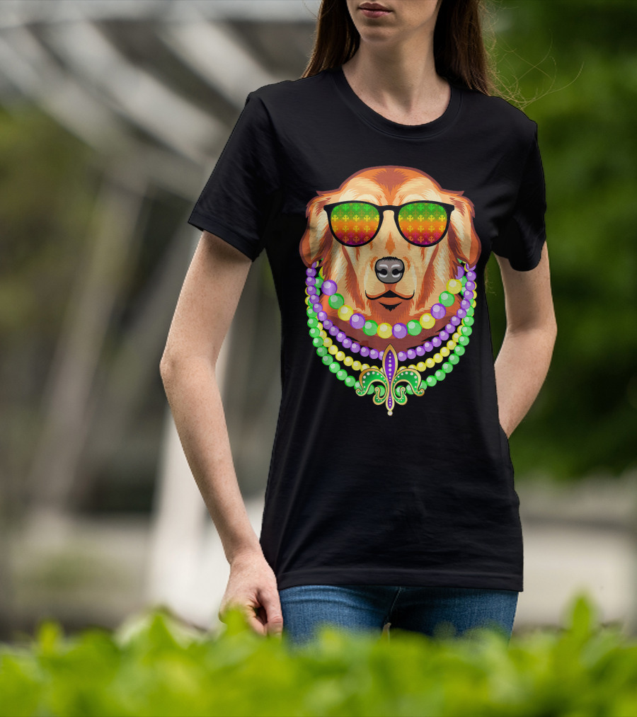 Beads And Golden Retriever Mardi Gras Fleur-de-Lis Colorful Glam Co T-Shirt