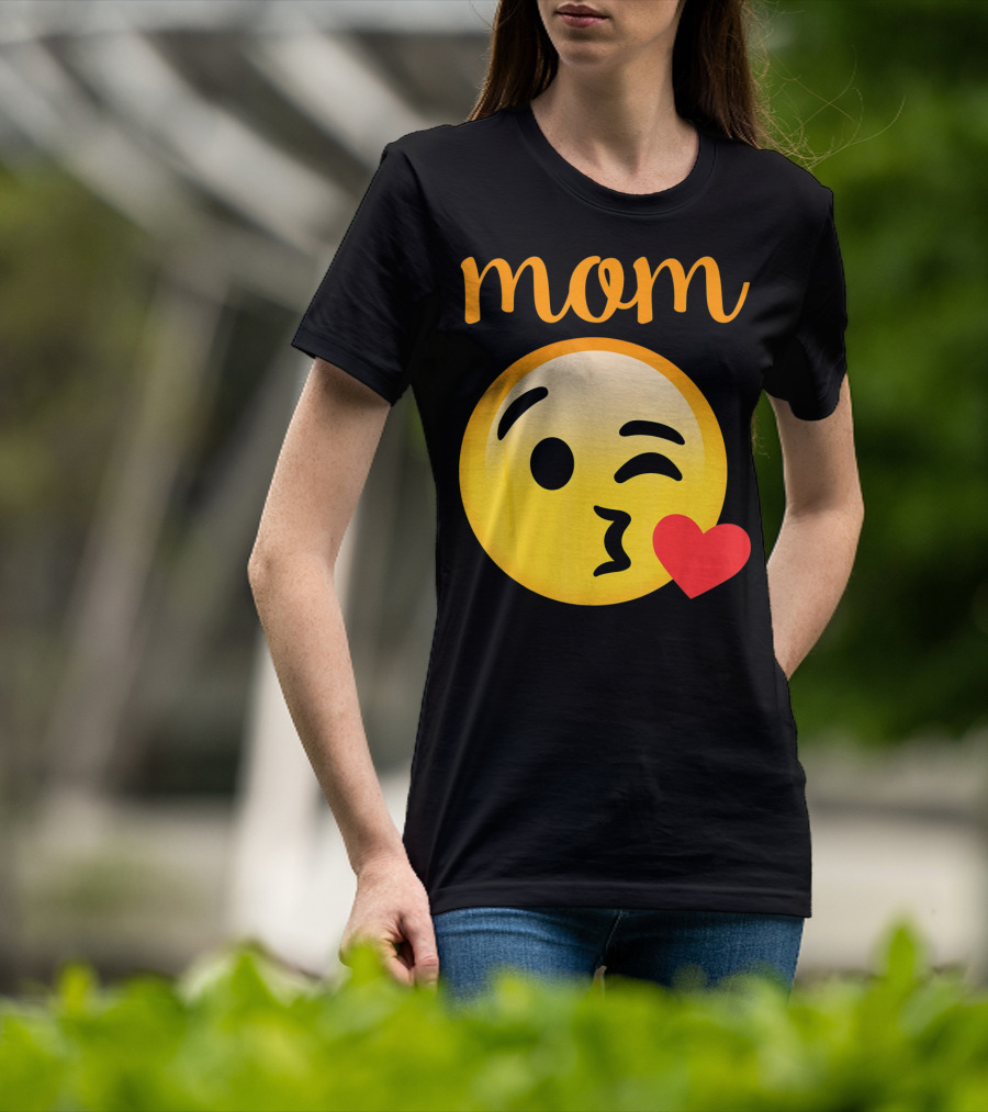 Mom Kissing Emoji Heart Kiss Emoji T-Shirt