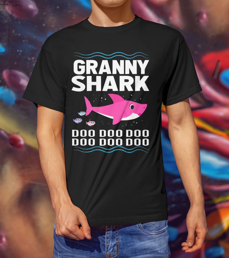 Granny Shark Doo Doo Doo Doo Pink Funny Baby Shark T-Shirt