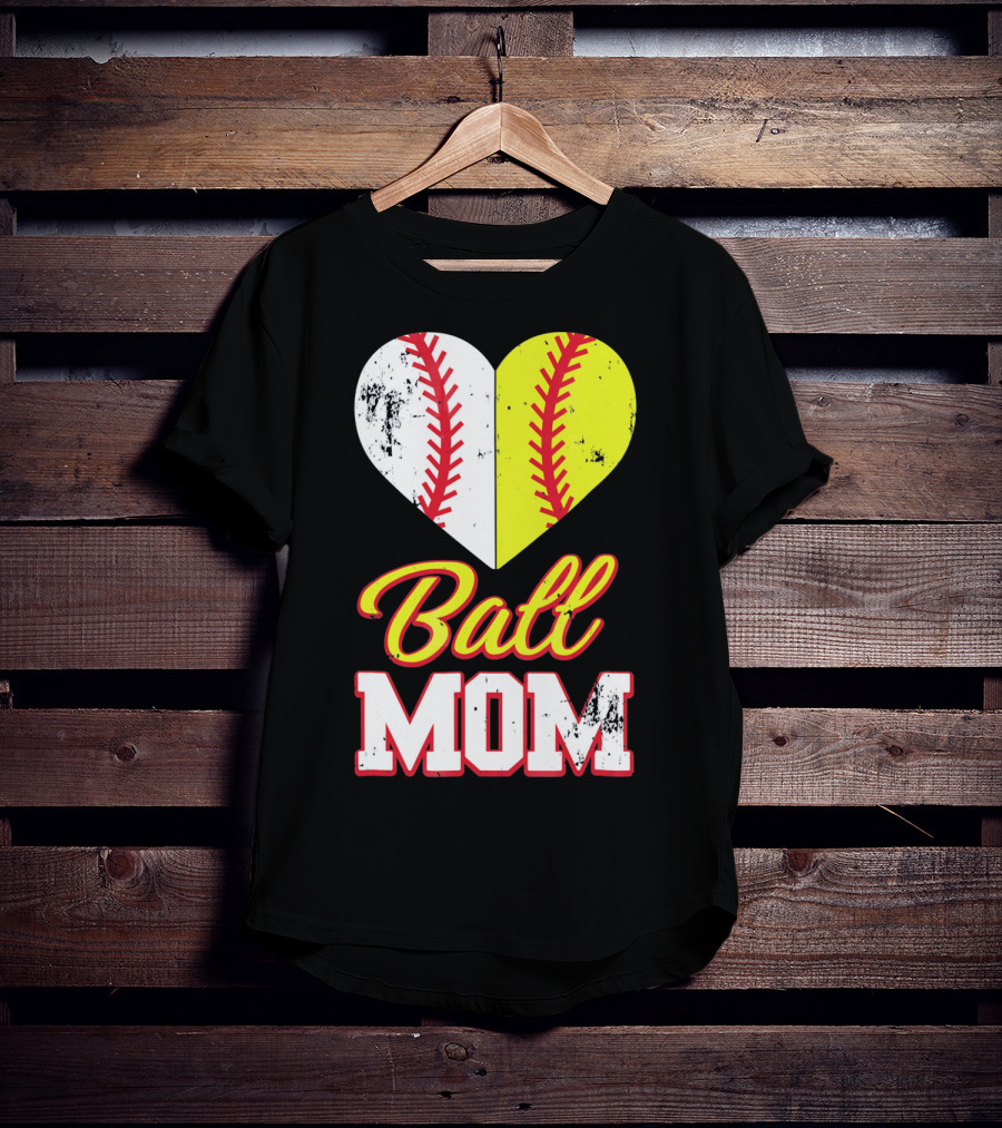 Funny Softball Mom Ball Mom Heart T-Shirt