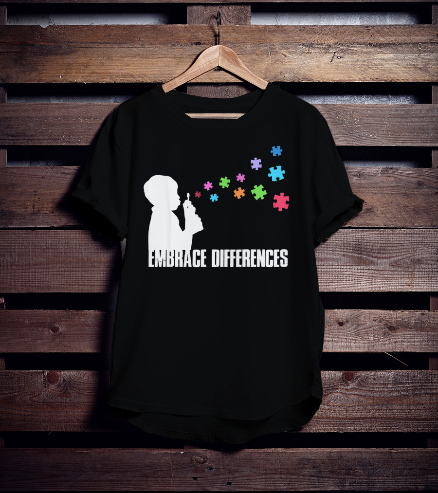 Embrace Differences Support Auti Autism Puzzle Pieces Bubbles T-Shirt