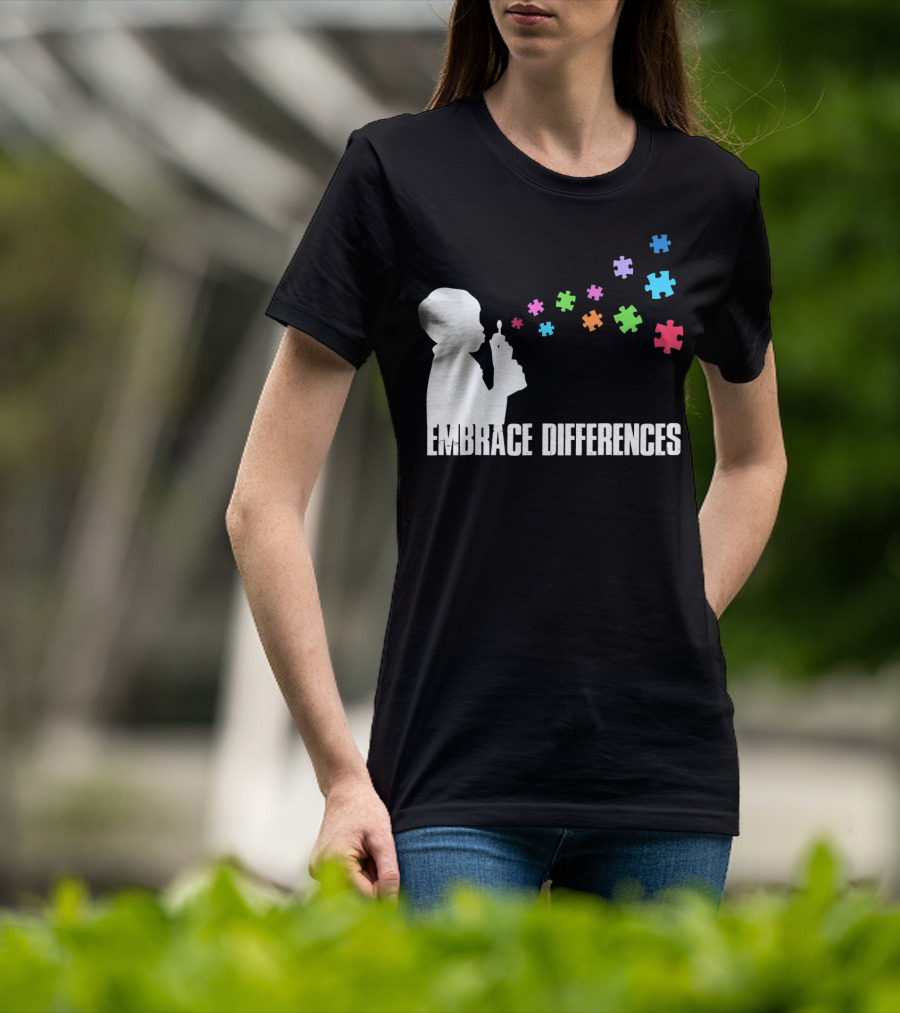 Embrace Differences Support Auti Autism Puzzle Pieces Bubbles T-Shirt