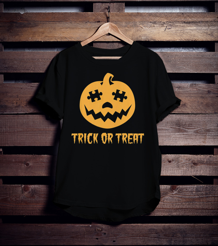 Trick Or Treat Halloween Autism Awareness Pumpkin Puzzle T-Shirt