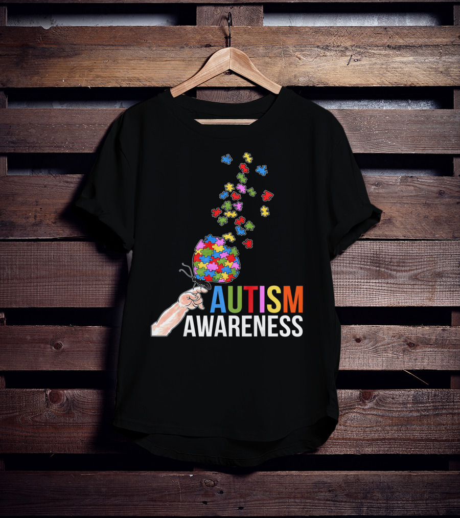 Autism Awareness Butterfly Puzzle Pieces Balloon T-Shirt