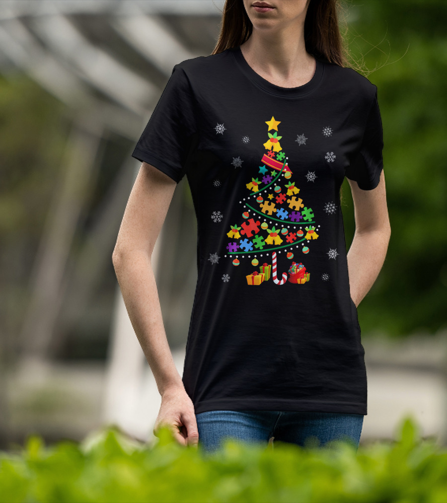 Autism Awareness Christmas Tree Puzzle Pieces Snowflakes T-Shirt
