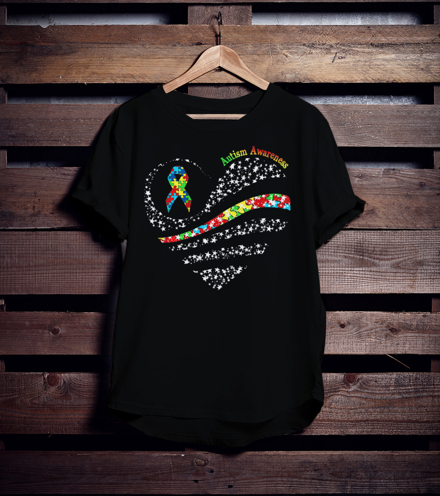 Autism Awareness Heart Puzzle Pieces Ribbon American Flag T-Shirt