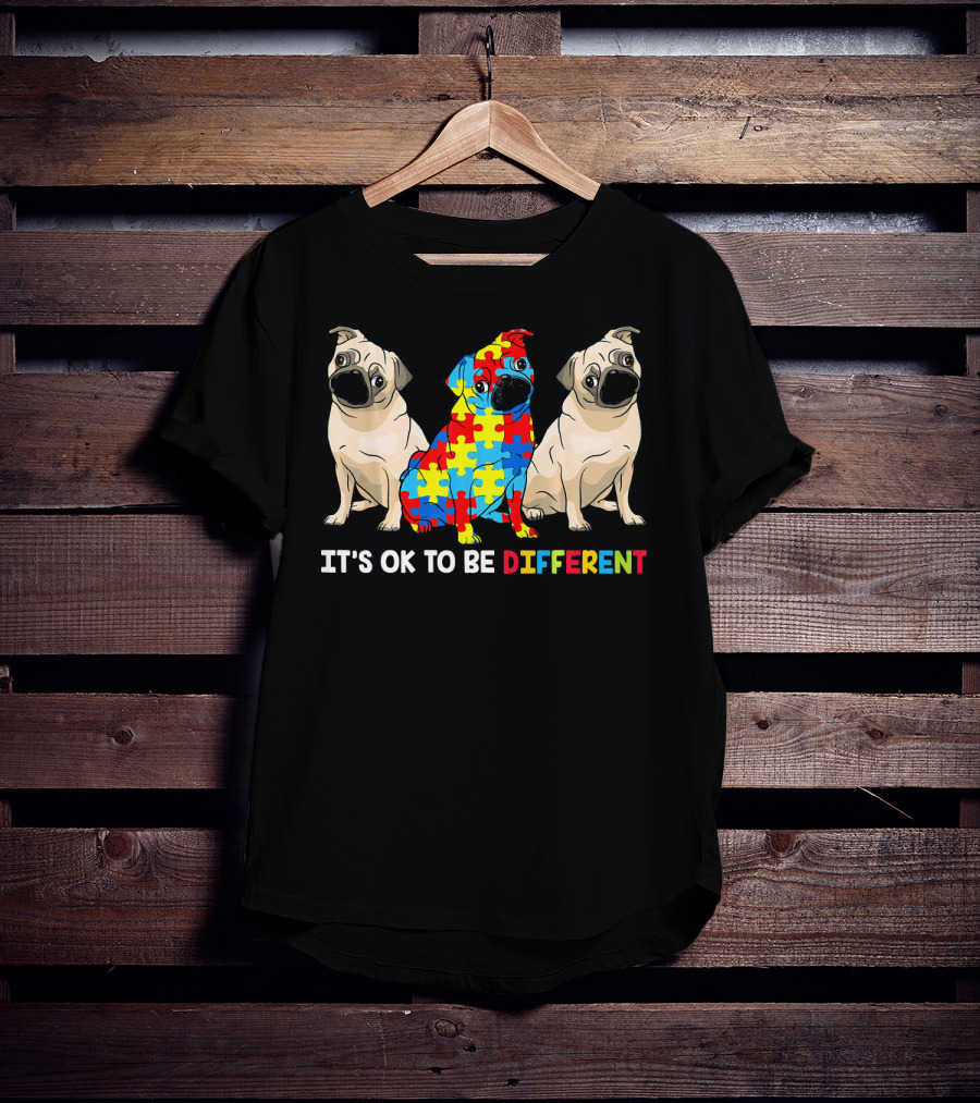 Its OK To Be Different Pug Autism Awareness Puzzle Pieces T-Shirt
