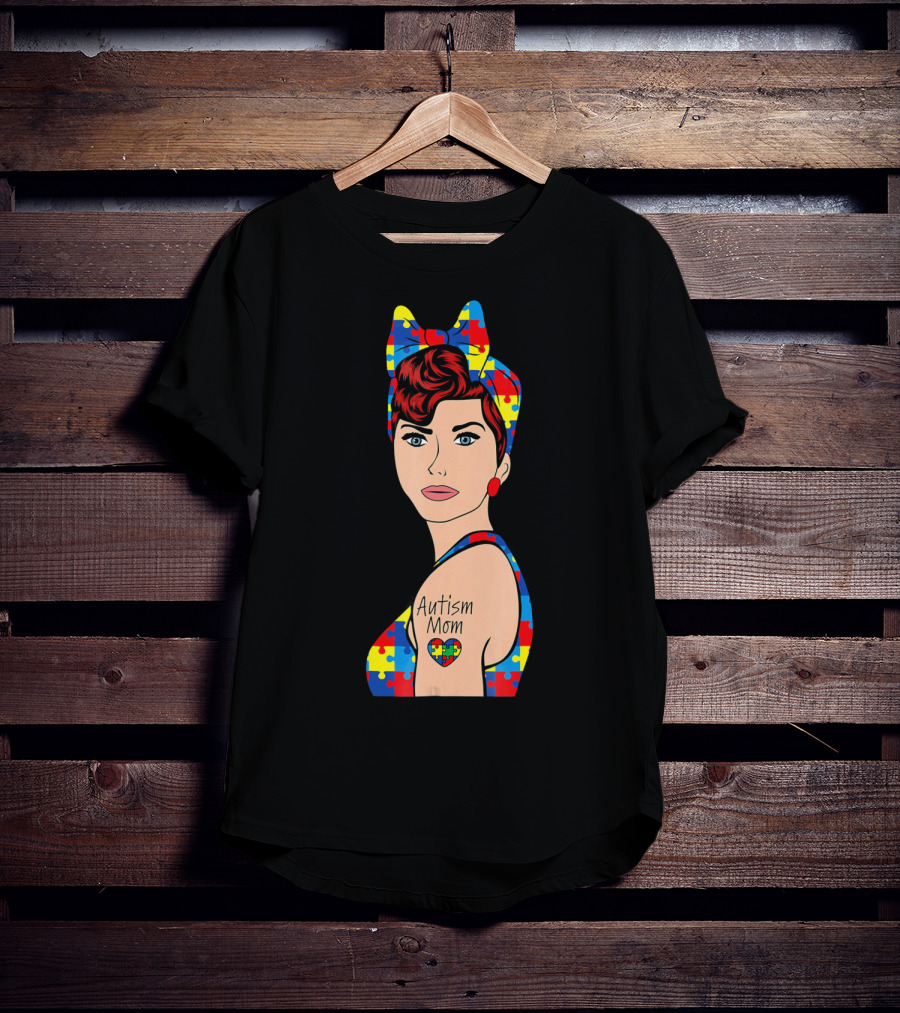 Autism Mom Autism Awareness Puzzle Heart Strong T-Shirt