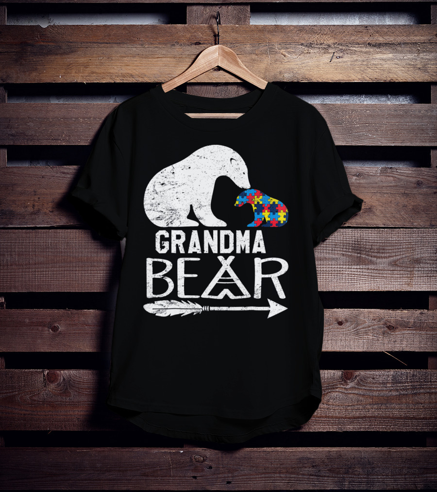 Grandma Bear Autism Awareness Puzzle Piece Arrow T-Shirt