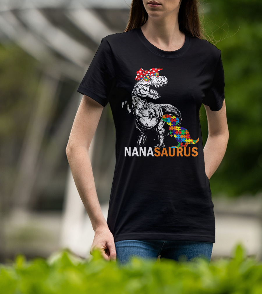 Nana Saurus Auntsaurus Autism Dinosaur Puzzle Piece Bandana T-Shirt