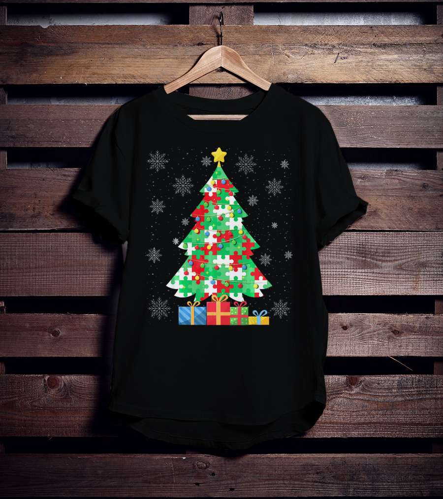 Autism Tree Christmas Puzzle Pattern With Gifts And Snowflakes T-Shirt