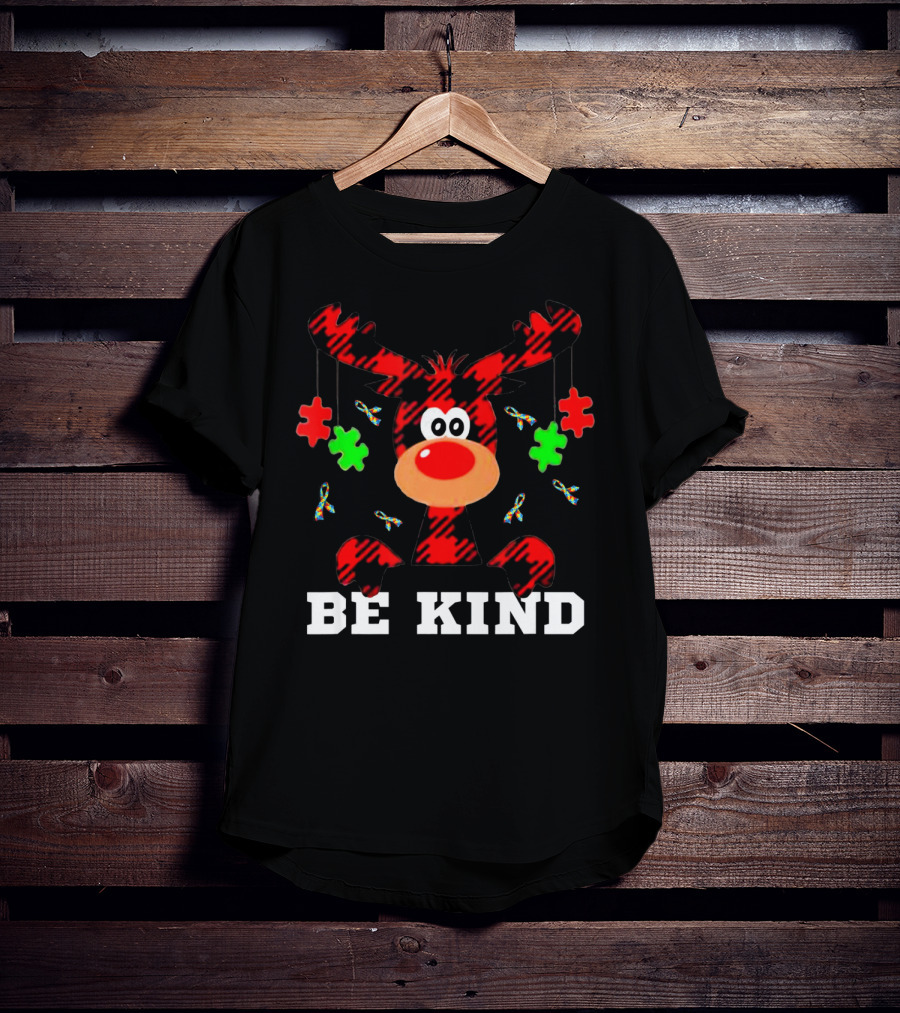 Be Kind Autism Awareness Christmas Reindeer Puzzle Pieces T-Shirt