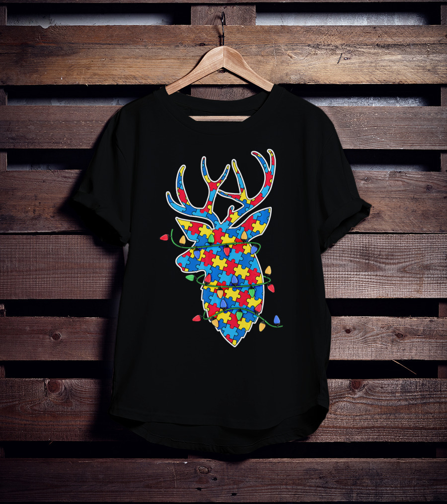 Christmas Autism Awareness Mom Puzzle Reindeer Lights T-Shirt