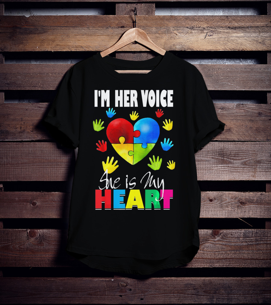 I'm Her Voice She Is My Heart Autism Awareness Puzzle Hands T-Shirt