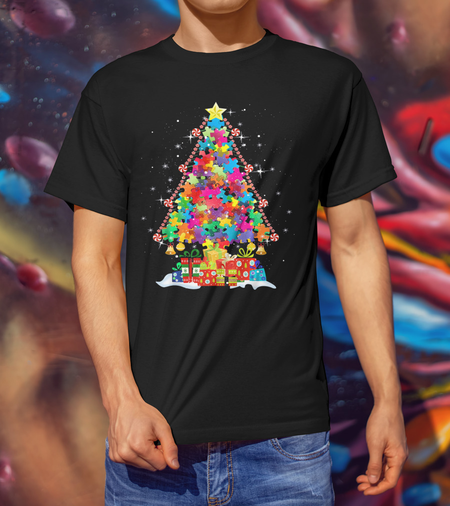 Autism Awareness Puzzle Pieces Christmas Tree With Star And Presents T-Shirt