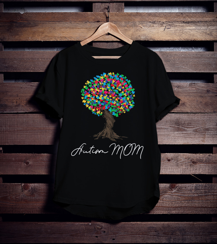 Autism Awareness Mom Puzzle Tree T-Shirt
