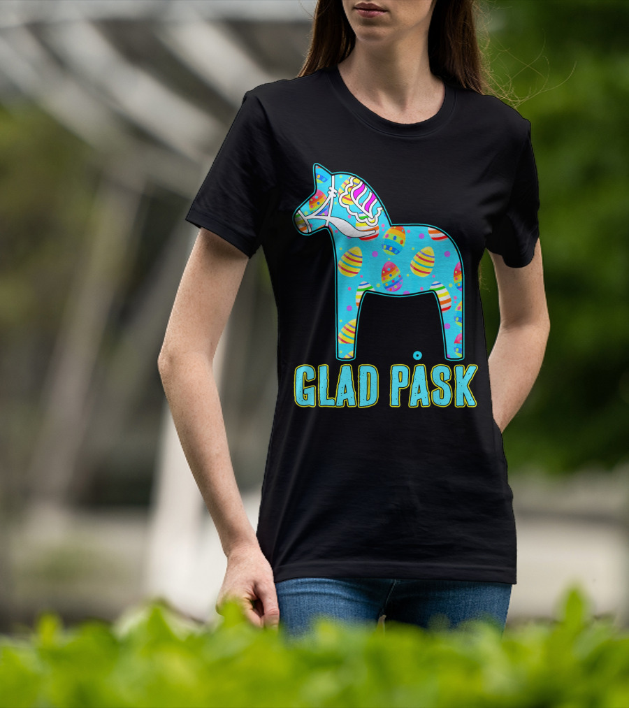 Glad Påsk Swedish Easter Dala Horse With Colorful Eggs T-Shirt