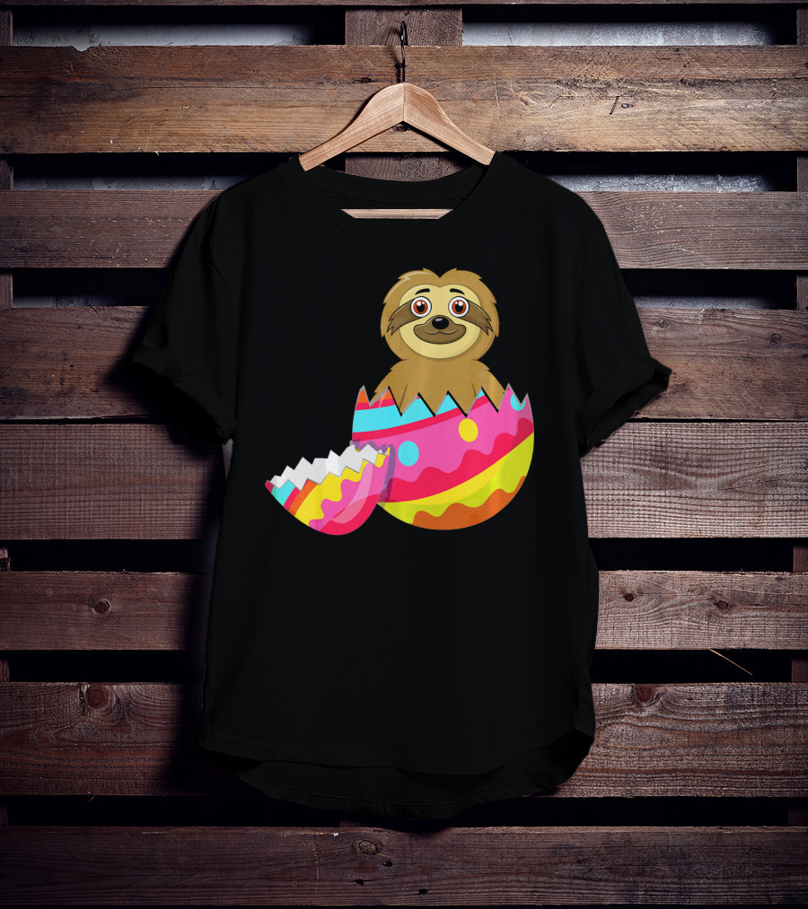 Funny Sloth Easter Egg Decorated Colorful Eggshell T-Shirt