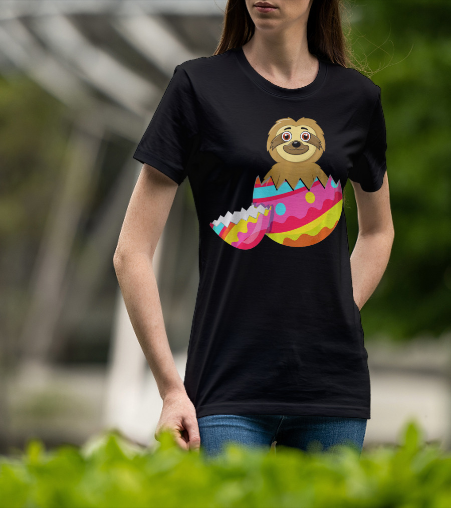 Funny Sloth Easter Egg Decorated Colorful Eggshell T-Shirt