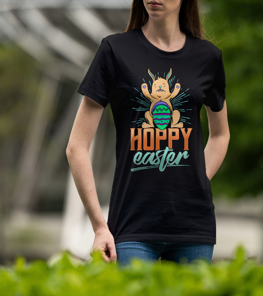 Hoppy Easter Cute Bunny With Easter Egg T-Shirt