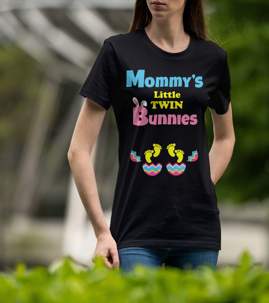 Mommy's Little Twin Bunnies Easter Expecting Mom Twins Pregnancy Ann T-Shirt