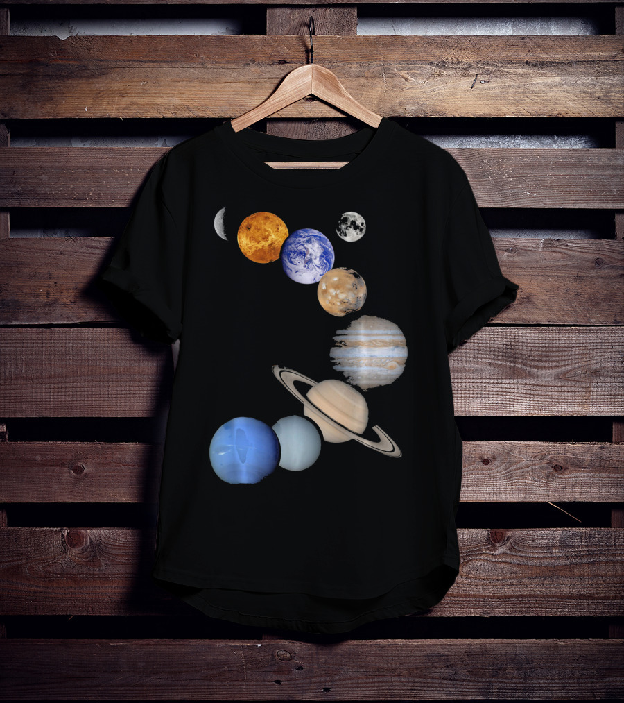 Planet Solar System Earth Moon Sun Mars Jupiter Saturn Neptune Uranus T-Shirt