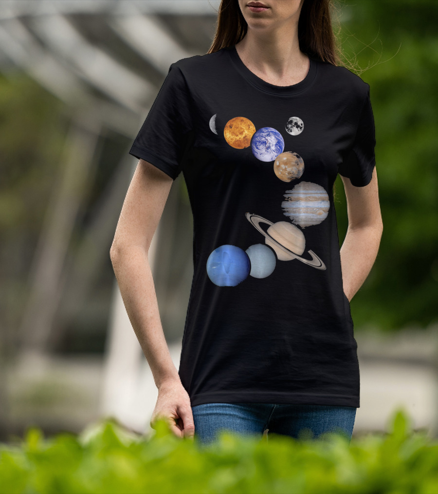 Planet Solar System Earth Moon Sun Mars Jupiter Saturn Neptune Uranus T-Shirt