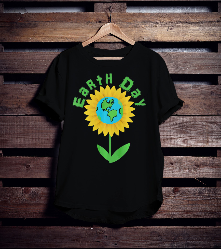 Earth Day Sunflower With Globe For Science Teacher T-Shirt