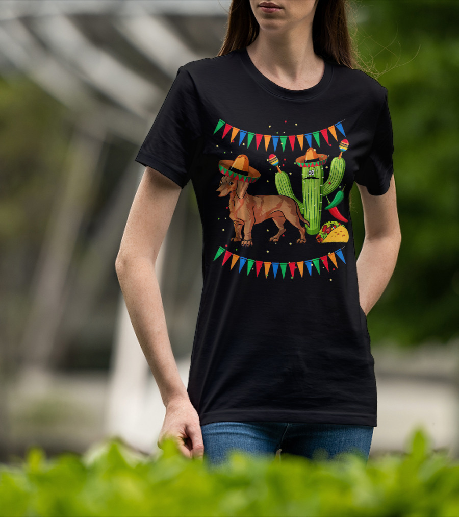 Sombrero Dachshund Dog Fiesta Mexico Cinco De Mayo T-Shirt