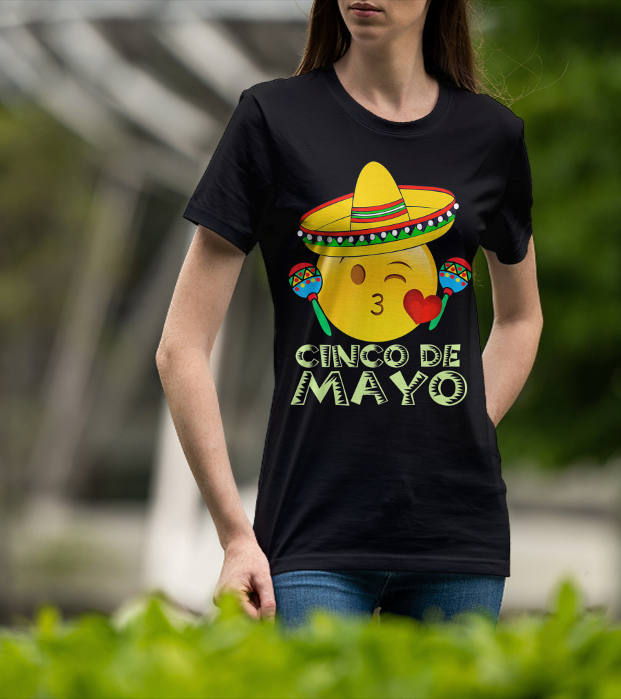 Cinco De Mayo Emoji Sombrero Maracas Kids Women Kisses T-Shirt