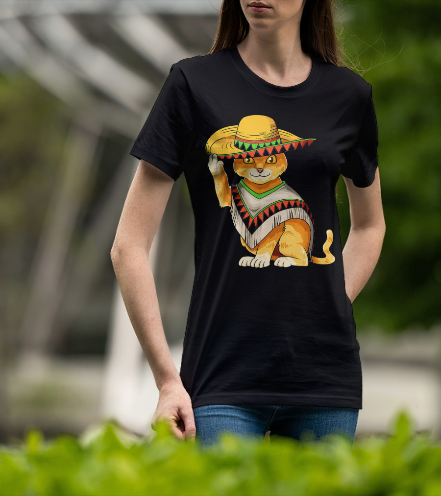 Mexican Cat Cinco De Mayo Cat Poncho Sombrero Fiesta T-Shirt