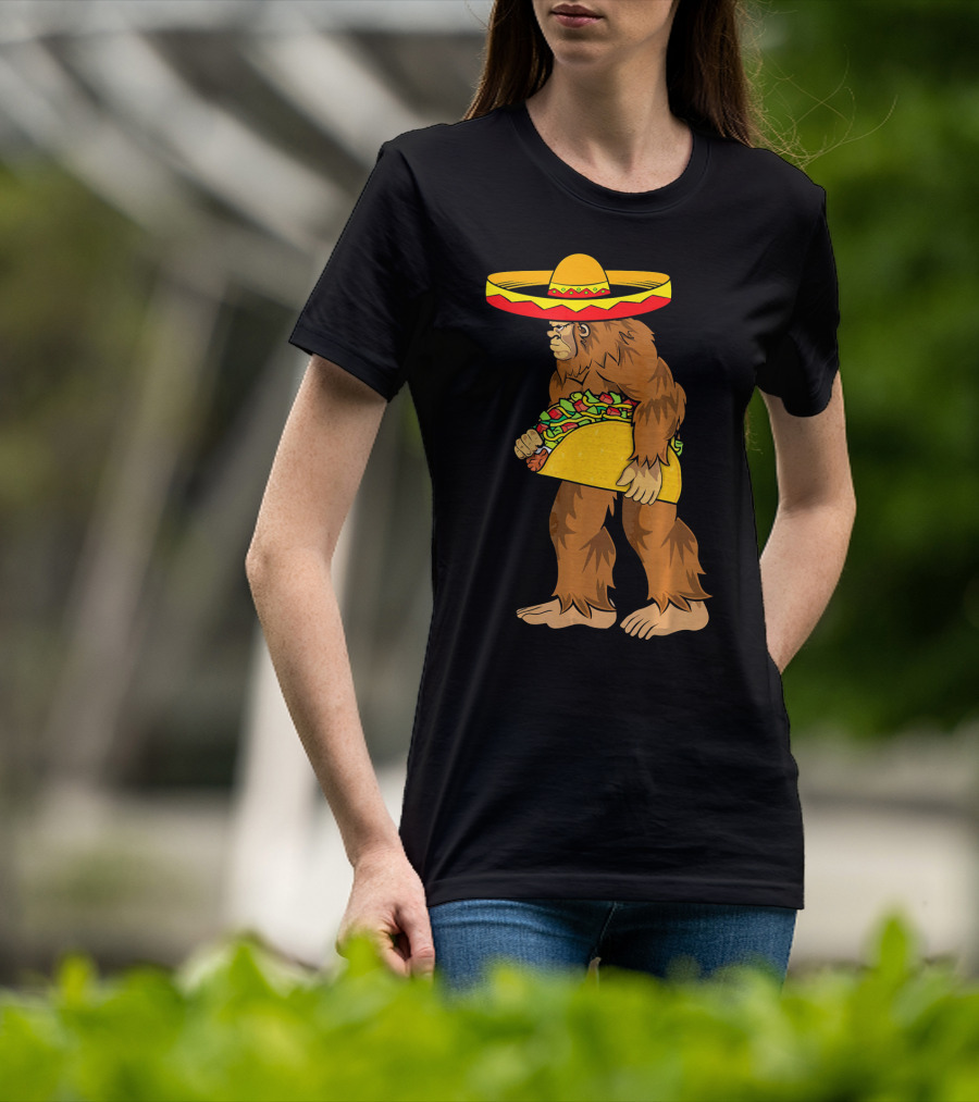 Bigfoot Carrying Taco Sombrero Cinco De Mayo T-Shirt