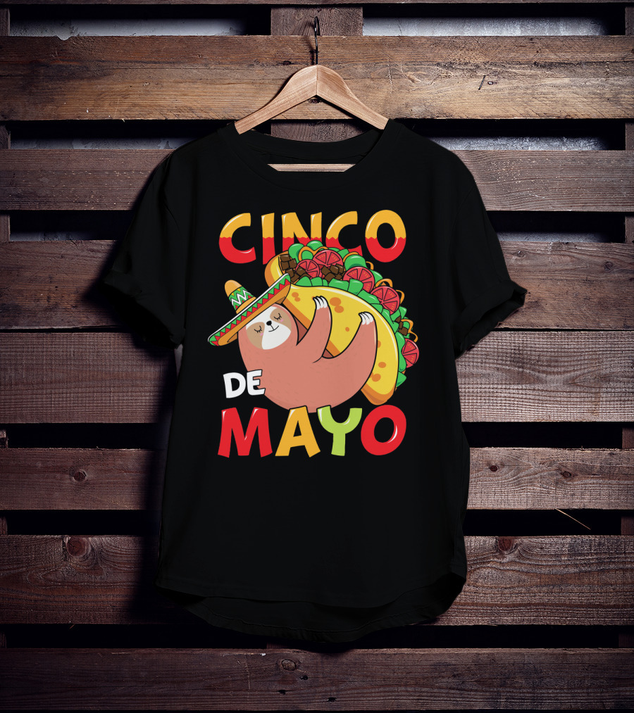 Cinco De Mayo Sloth With Sombrero And Taco T-Shirt