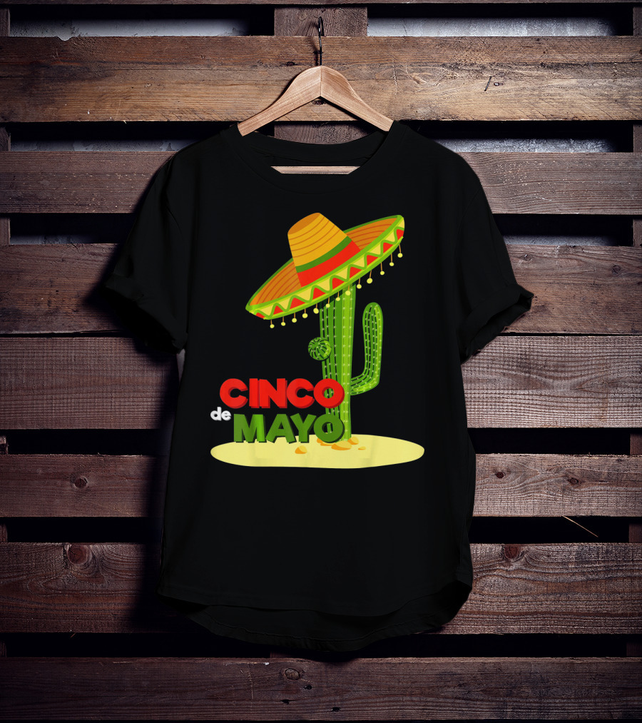 Fiesta Cinco De Mayo Cactus With Sombrero T-Shirt