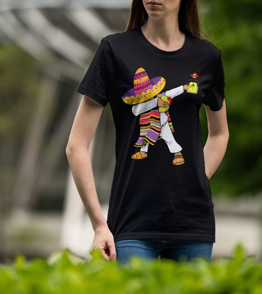 Mexican Poncho Dabbing Sombrero Cinco De Mayo Tequila T-Shirt