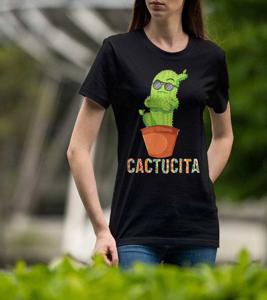 Mamacita Cactus Cactucita Cinco De Mayo Cactus With Sunglasses In Pot T-Shirt
