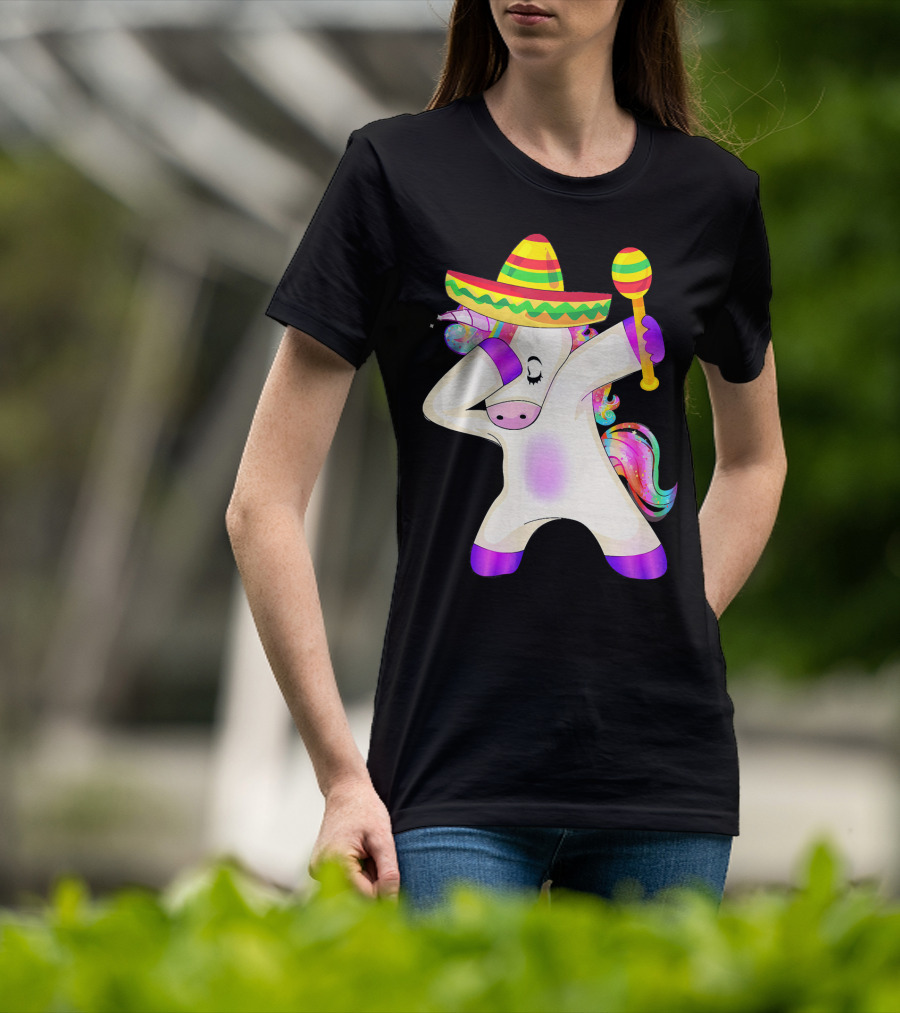 Cinco De Mayo Dabbing Unicorn Sombrero Maracas T-Shirt