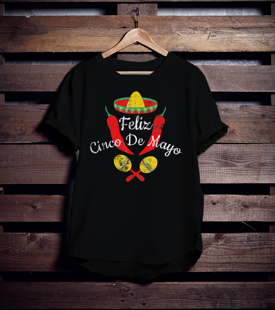 Feliz Cinco De Mayo Sombrero Maracas Peppers Fiesta T-Shirt